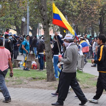 Octubre la rebeldía y dignidad de los pueblos derrota al FMI y su gobierno
