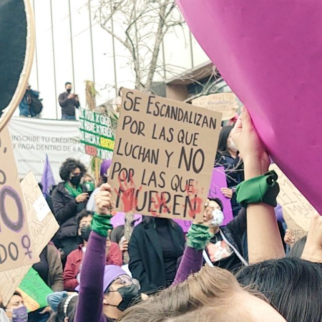 Marchas Feministas y los “indignados”