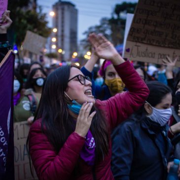 Marchas Feministas y los “indignados”